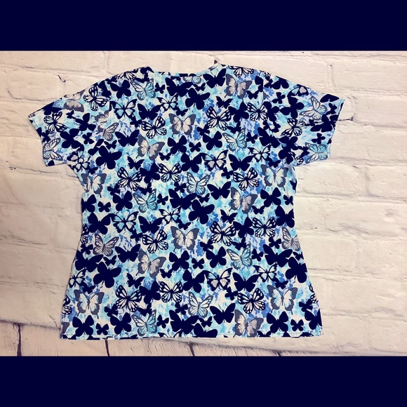 DICKIES SCRUBS. BEAUTIFUL FLOWER PATTERNS. - Picture 2 of 5